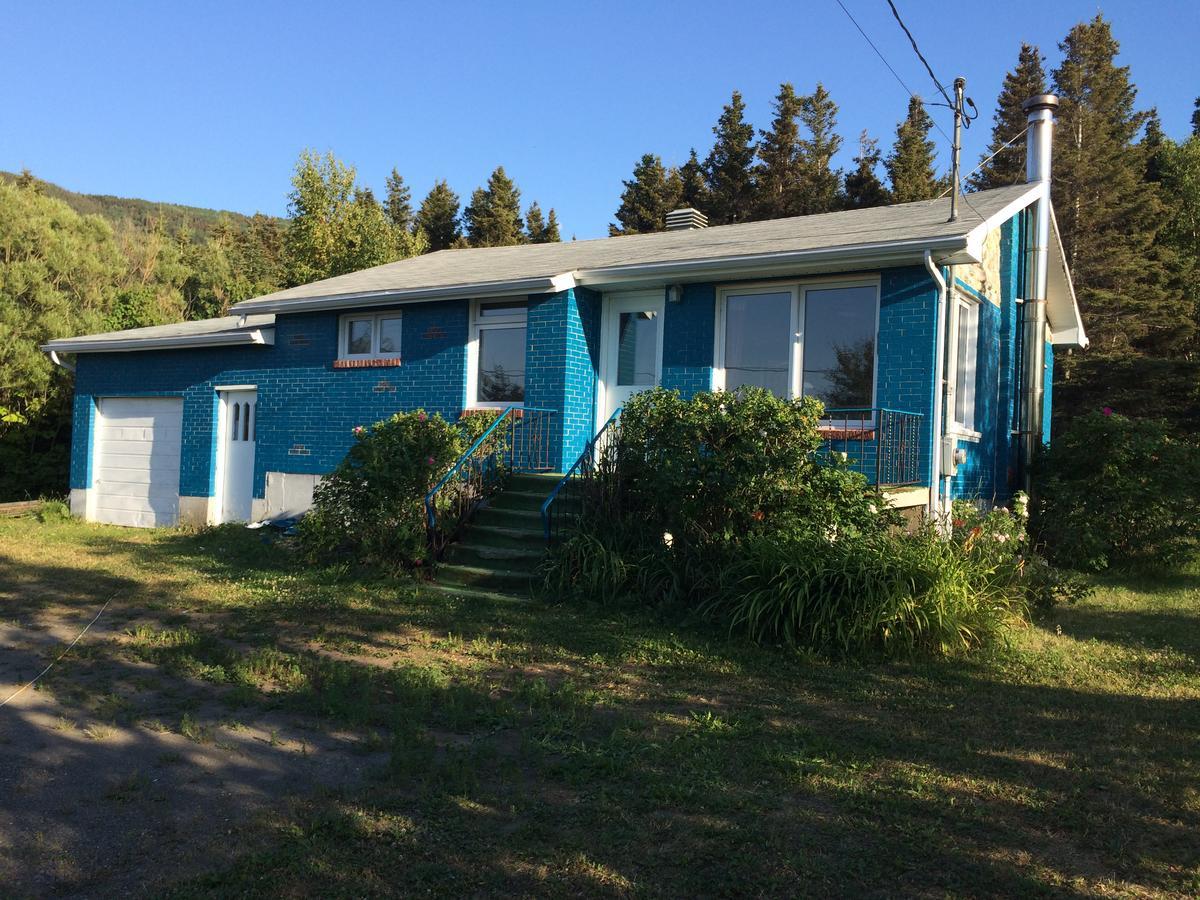 Maison Bleue Sainte Anne-des-Chênes 외부 사진