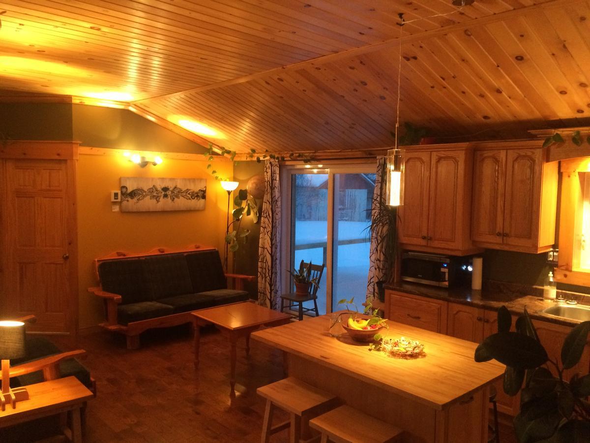 Maison Bleue Sainte Anne-des-Chênes 외부 사진